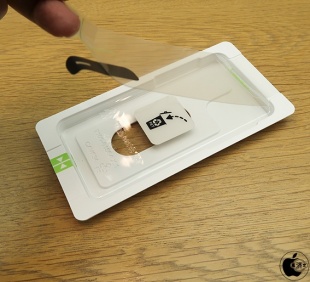 Belkinアンチグレアスクリーンプロテクター for iPhone 12 / 12 Pro