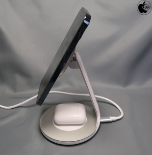 Anker PowerWave Magnetic 2-in-1 Stand