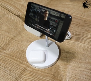 Belkin BOOST↑CHARGE PRO 2-in-1 Wireless Charger Stand with MagSafe