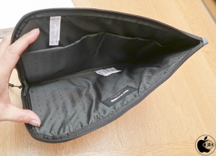 Incase Facet Sleeve for 16インチMacBook Pro