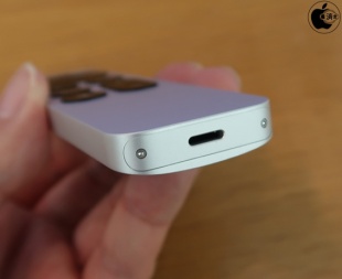 Siri Remote (2nd generation)：バッテリー交換