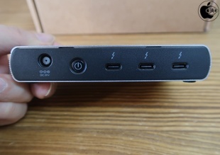 Professional Thunderbolt 4 / USB 4 Hub ( PD mini Dock )