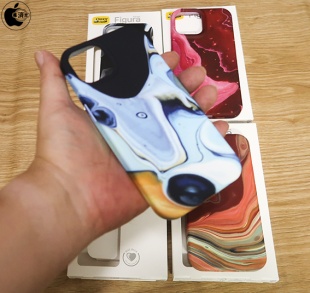 OtterBox Figura Series Case with MagSafe for iPhone 13