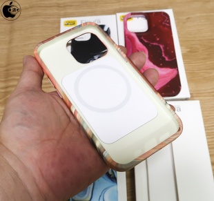 OtterBox Figura Series Case with MagSafe for iPhone 13