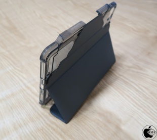 STM Dux Studio Case for 11インチiPad Pro(第2世代と第3世代)