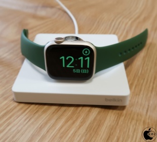 Belkin BOOST↑CHARGE PRO Portable Fast Charger for Apple Watch