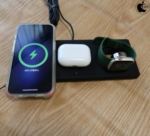 Belkin BOOST↑CHARGE PRO 3-in-1 Wireless Charging Pad with MagSafe