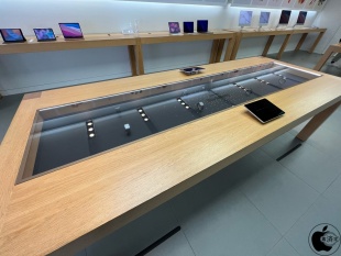 Apple Watch Black Unity