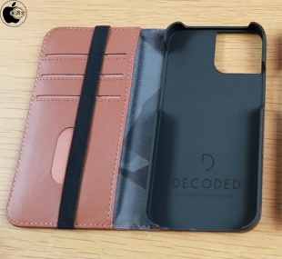 Decoded Leather Wallet for iPhone 13
