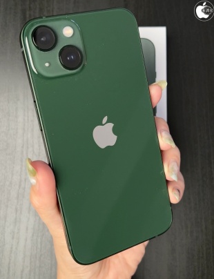 iPhone 13：グリーン