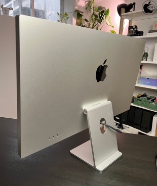 Apple Studio Display