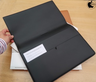 von Holzhausen MacBook 14インチPortfolio