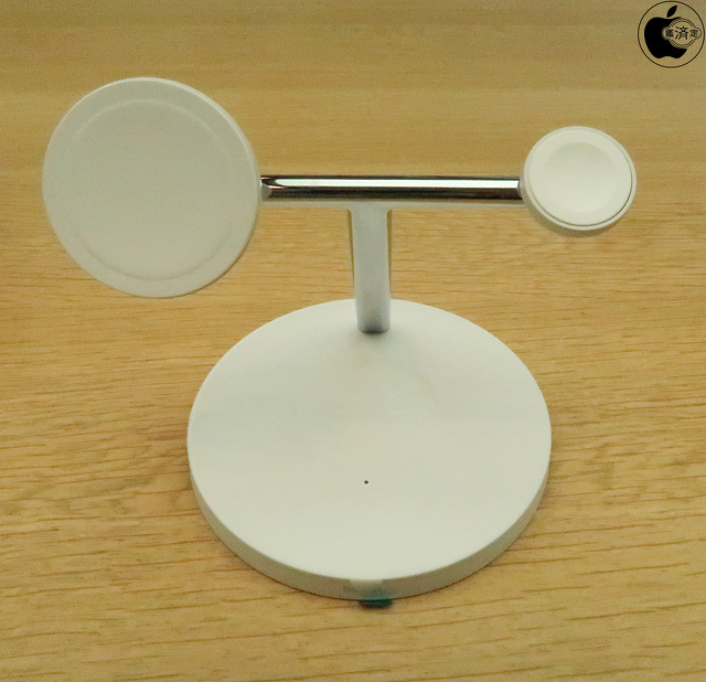 Belkin BOOST↑CHARGE PRO 3-in-1 Wireless Charging Stand with MagSafe