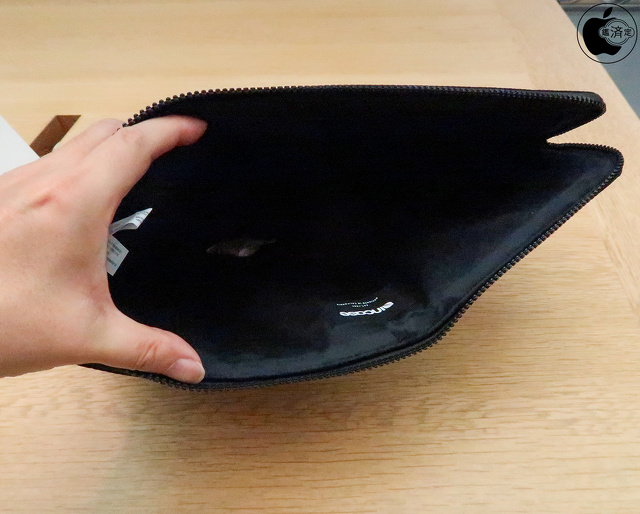 Incase Compact Sleeve in Flight Nylon for 16インチMacBook Pro