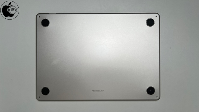 MacBook Air (M2, 2022)