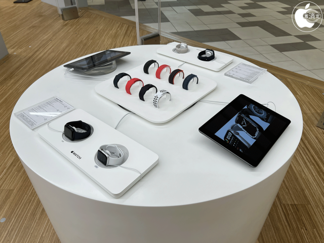 C smart ららぽーと名古屋みなとアクルス店：Apple Watch Series 8/SE展示