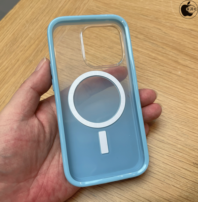 OtterBox iPhone 14 Lumen Series with MagSafe