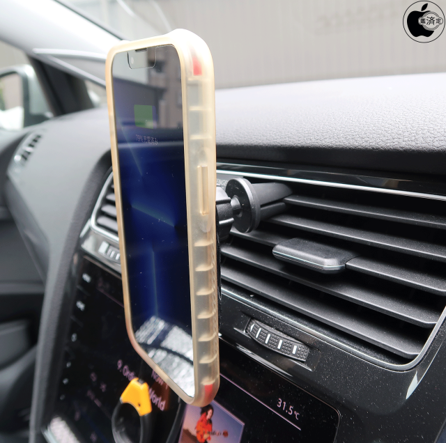 BOOST↑CHARGE 磁気ワイヤレス車載充電器10W