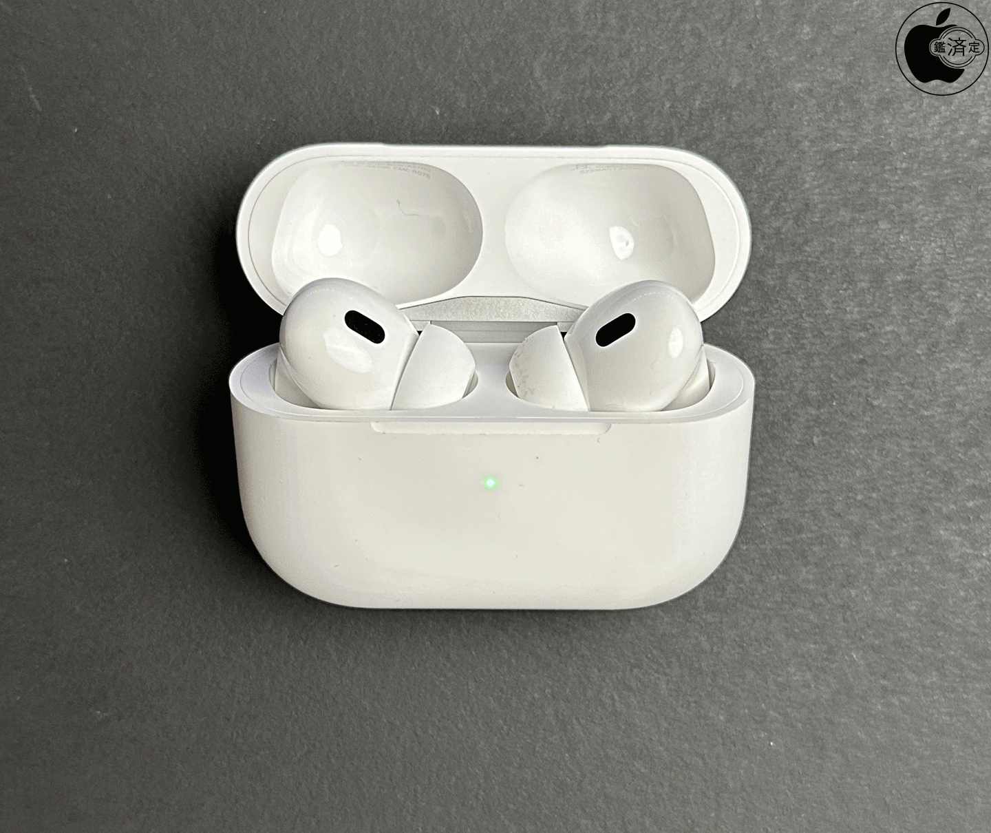 AppleのH2チップを搭載した完全ワイヤレスイヤフォン「AirPods Pro (第