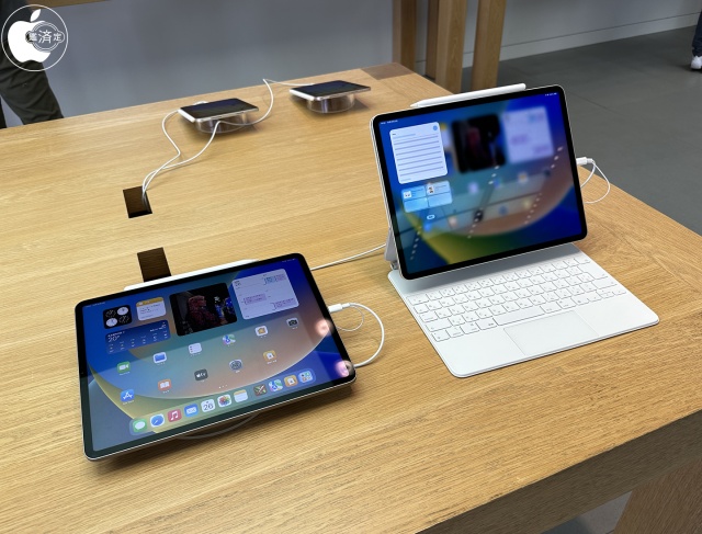 iPad Pro 12.9-inch (第6世代)とiPad Pro用Magic Keyboard