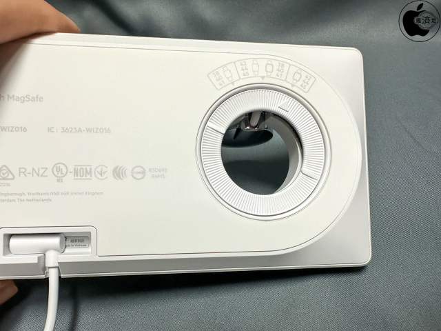 BOOST↑CHARGE PRO MagSafe 3-in-1 ワイヤレス充電パッド 15W