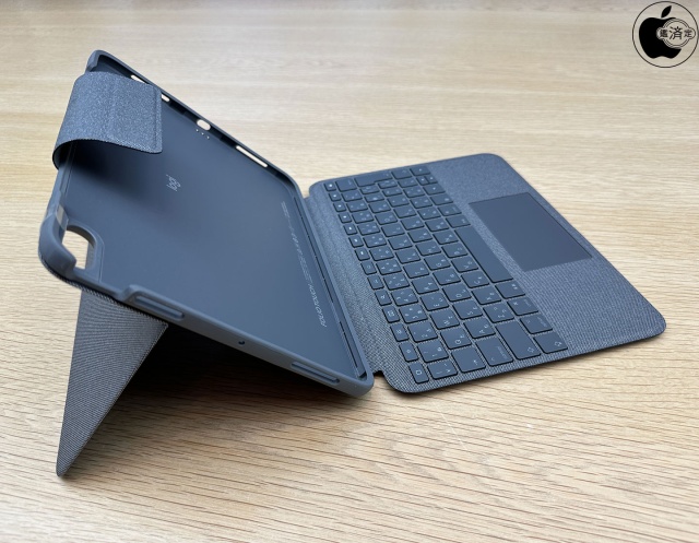Logicool Folio Touch Keyboard Case with Trackpad for iPad Air（第5世代）
