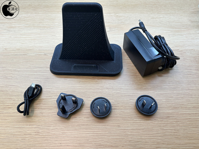 Zens 60W iPad/MacBook Air Charging Stand