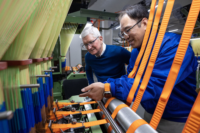 井上リボン工業を訪問したTim Cook CEO