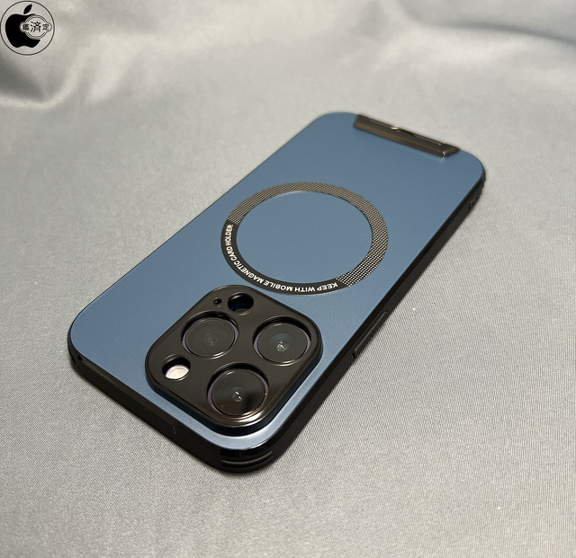 Muxi iPhone 14 Pro ケース Invis-Stand