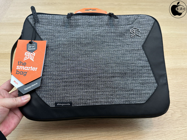STM Myth 14インチLaptop Sleeve