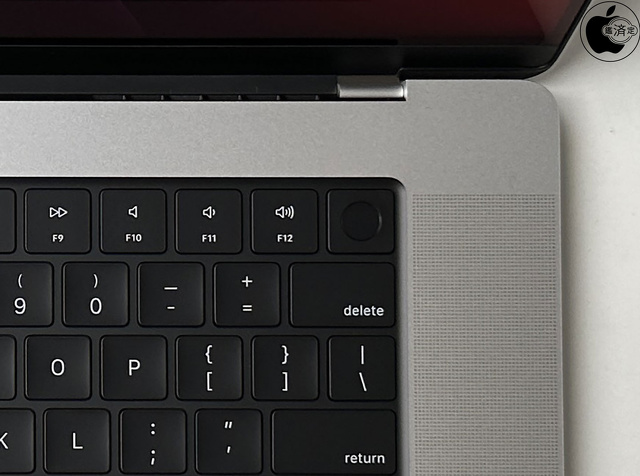 MacBook Pro (16-inch, 2023)：Touch ID