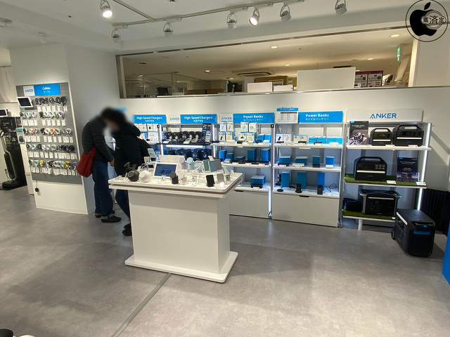 Anker Store クロスト大阪