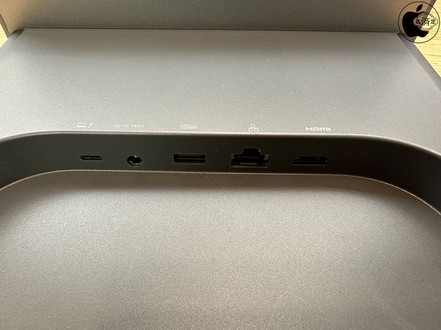 Anker 675 USB-C Docking Station