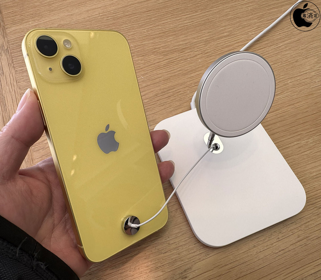 iPhone 14 Plus：イエロー