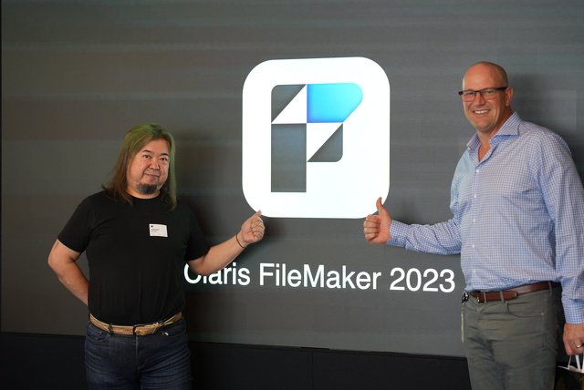 Claris International Inc.のBrad Freitag CEOと筆者