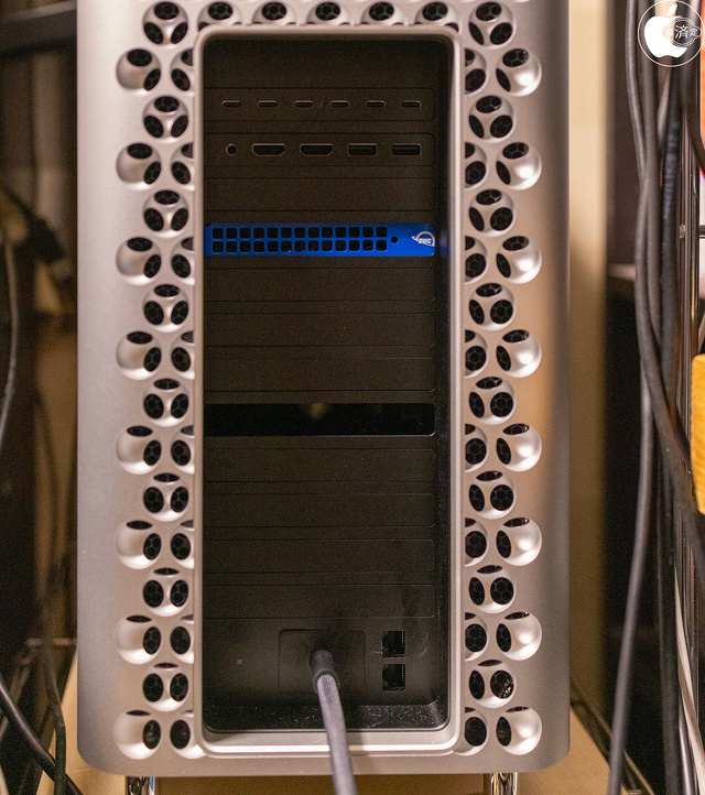 Mac Pro (2023)：背面ポート