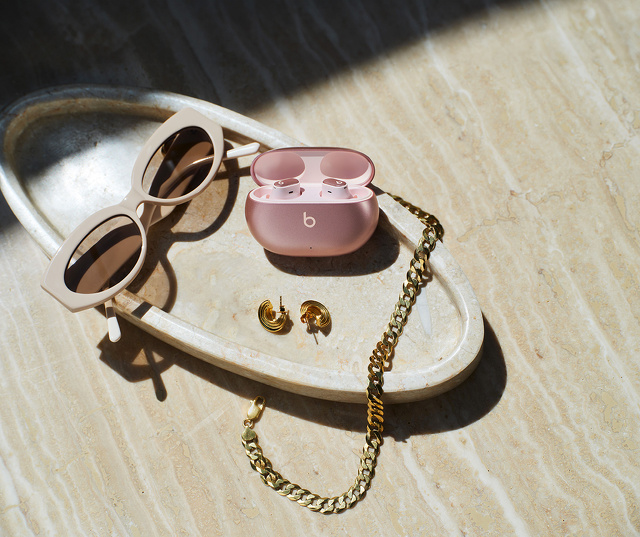 Beats Studio Buds +:コズミックピンク