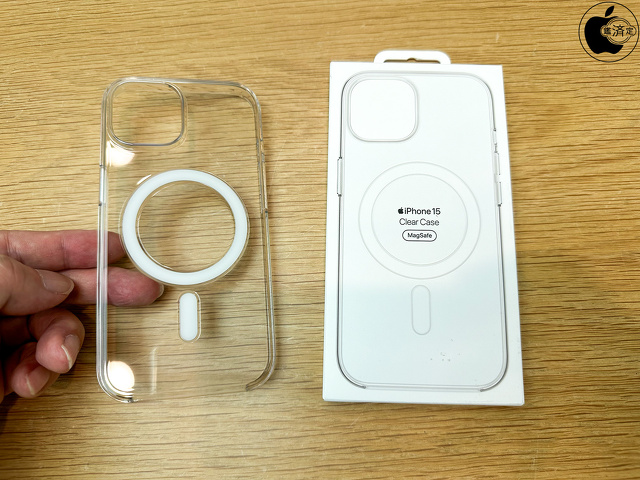 MagSafe対応iPhone 15クリアケース