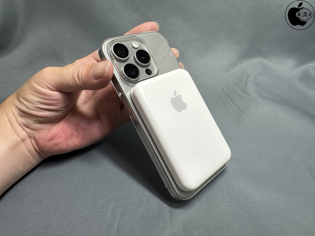 Air Jacket for iPhone 15 Pro (Clear)