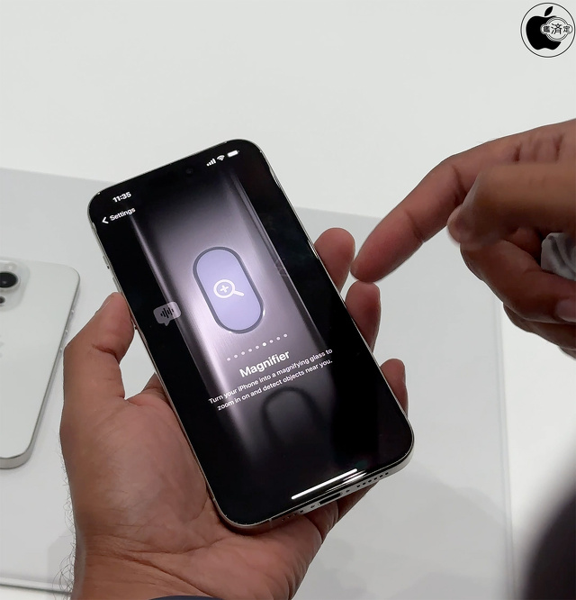 アクションボタン