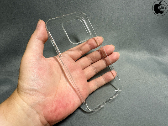 Air Jacket for iPhone 15 Pro (Clear)