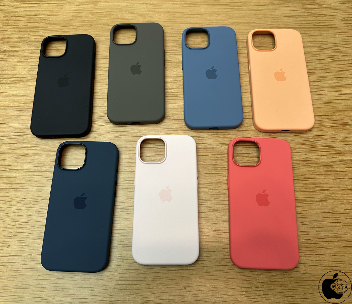 Apple、iPhone 15シリーズ用ケース「MagSafe対応iPhone 15シリコーン