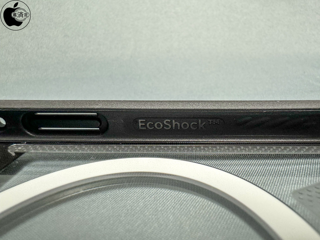 CASETiFY iPhone 15 Pro用ウルトラ バウンスケース：EcoShock