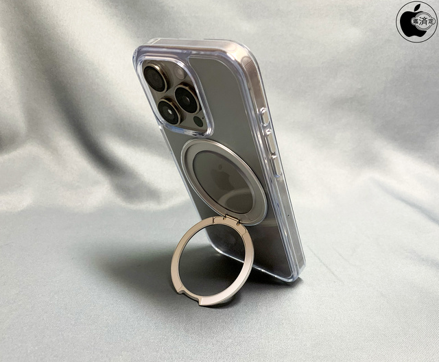 TORRAS UPRO Ostand R for iPhone 15 Pro