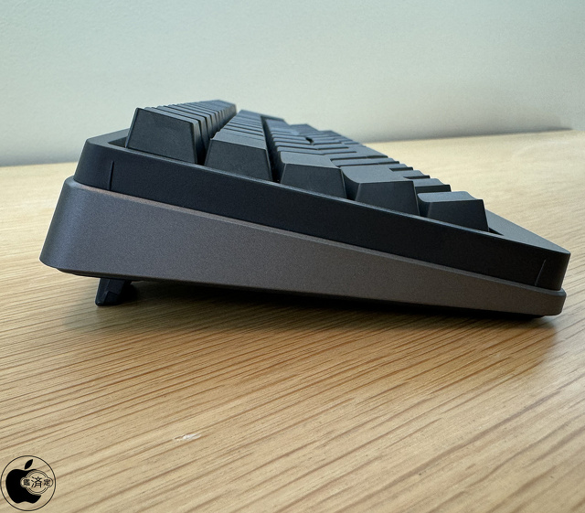 HHKB Studio：シリンドリカルステップスカルプチャ構造