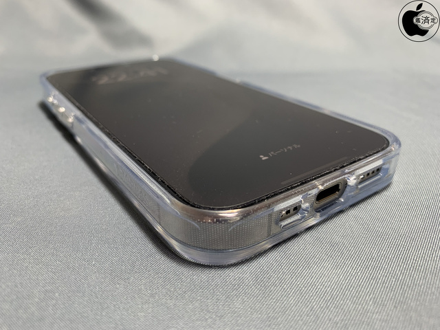 TORRAS UPRO Ostand R for iPhone 15 Pro