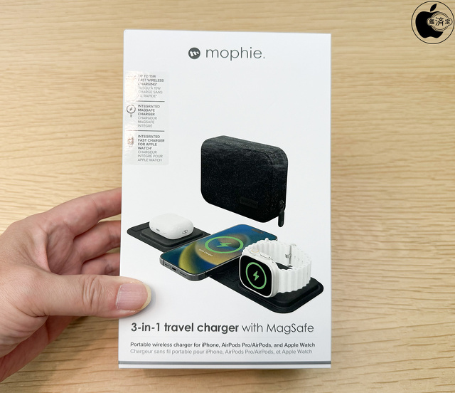 mophie 3-in-1 travel charger（MagSafe対応）
