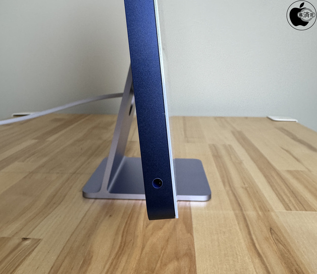 iMac (24-inch, 2023, Four ports)：3.5mmヘッドフォンジャック