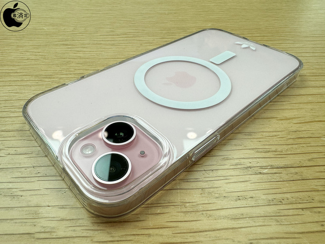 adidas Originals MagSafe Clear iPhone 15 Plus