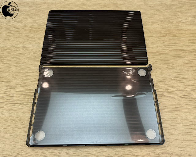 Tech21 Evo Hardshell Case for MacBook Air M2 2022